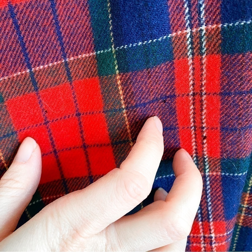 Vintage Pendleton Skirt Women's size 14 Red Blue Green Tartan Plaid Wool Lined - Picture 3 of 9